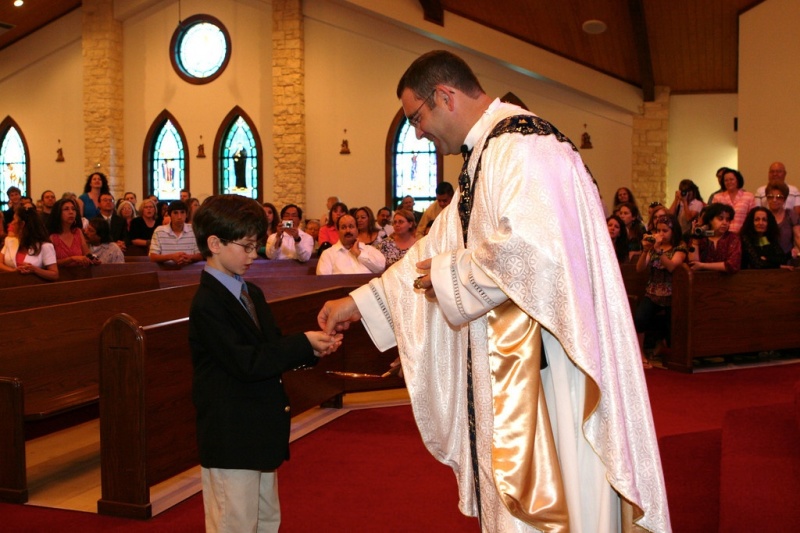 2009/06(June)/DAX 1ST COMMUNION/800x600_2009-06-01 DAX 1ST COMMUNION 05.jpg